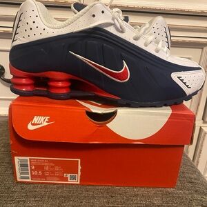 Nike Shox DLX Sneakers - White, Navy, Red